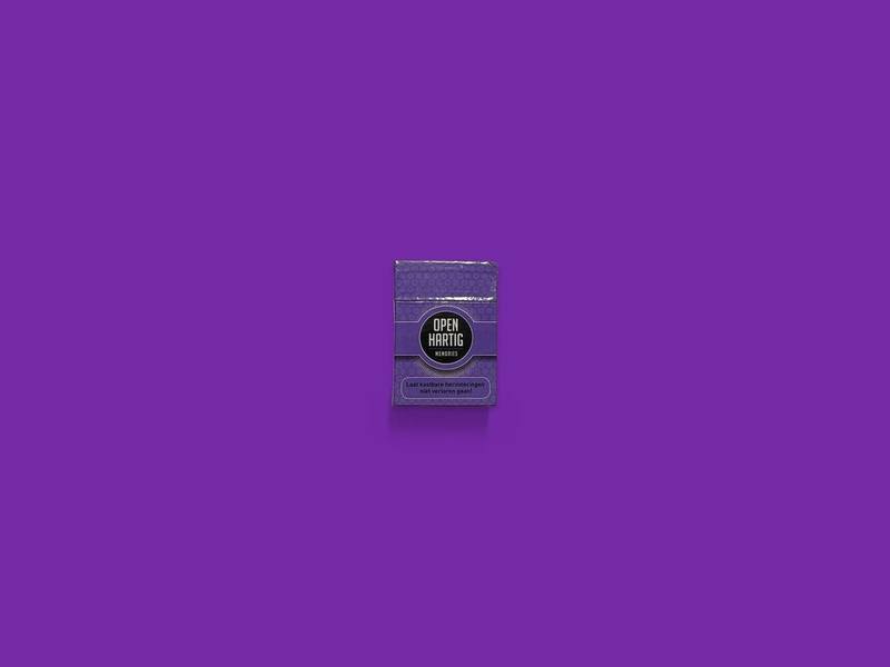 Openhartig, purple edition photographed on Bruno's purple Applied Games background
