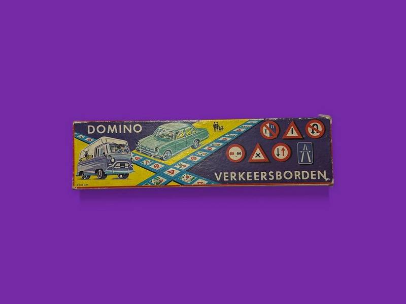 Domino Verkeersborden photographed on Bruno's purple Applied Games background