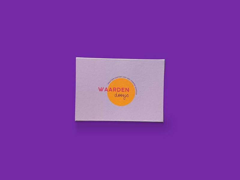 Waarden doosje photographed on Bruno's purple Applied Games background